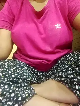 Snapshot of Im_Cute chatting on January 25, 7:18 pm Im Cute online show from January 25, 7:18 pm
