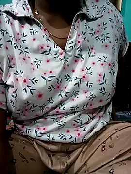 Snapshot of Im_Cute chatting on October 16, 5:32 pm Im Cute online show from October 16, 5:32 pm