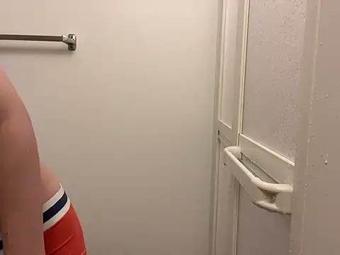 Snapshot of shiro_3 chatting on September 19, 12:20 pm shiro 3 online show from September 19, 12:20 pm