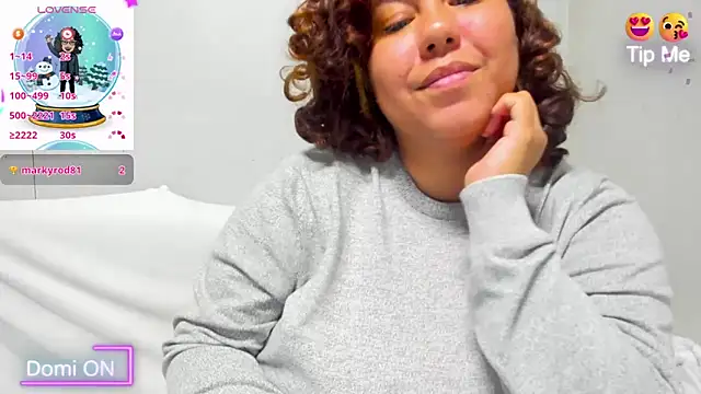 isobeladams20 online show from December 21, 11:02 pm