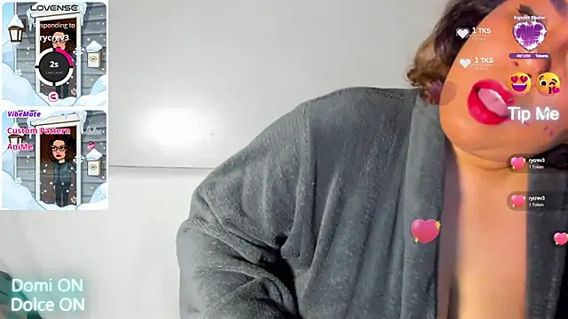 isobeladams20 online show from March 7, 11:05 pm