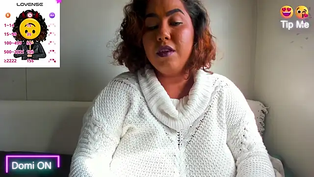 isobeladams20 online show from December 13, 11:45 am