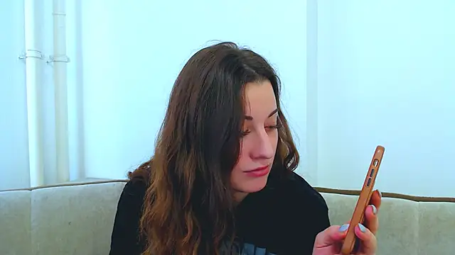 Helen Adams  online show from January 21, 8:52 am