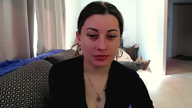Helen Adams  online show from May 12, 5:48 am
