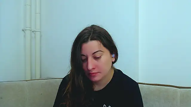 Helen Adams  online show from March 6, 6:41 am