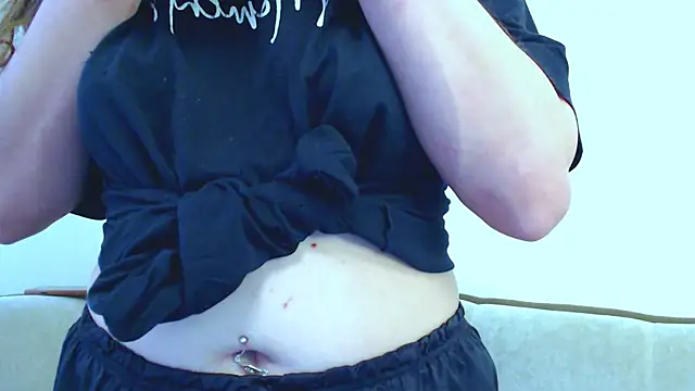 Helen Adams  online show from March 14, 10:39 am