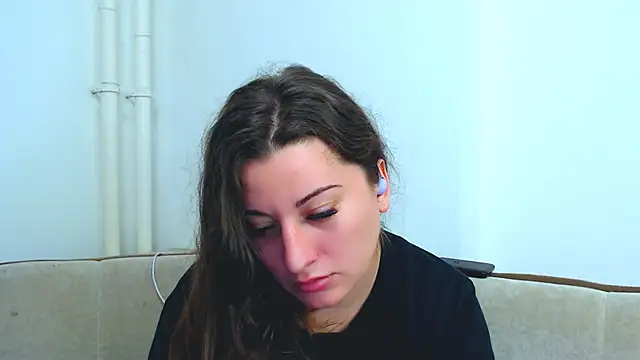 Helen Adams  online show from December 24, 4:33 am