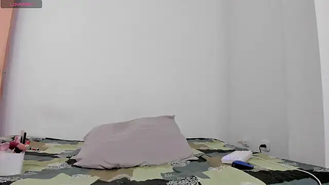 its me miley online show from November 8, 2:20 pm