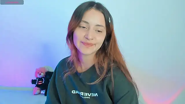 annie mora online show from October 30, 3:38 am