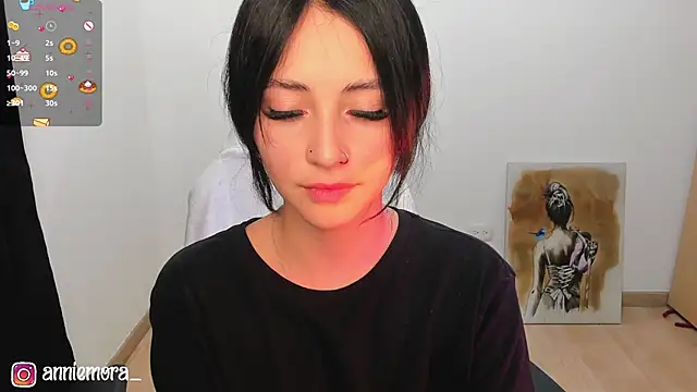 annie mora online show from December 12, 3:43 am