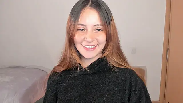 annie mora online show from October 19, 4:37 am