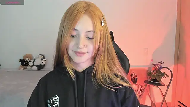 annie mora online show from December 19, 3:43 am