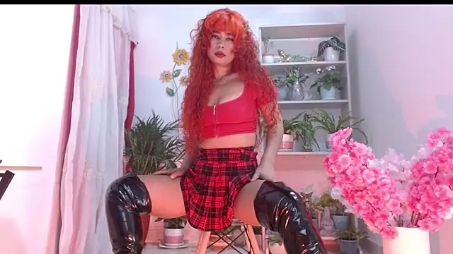 misspandora  online show from September 19, 1:15 pm