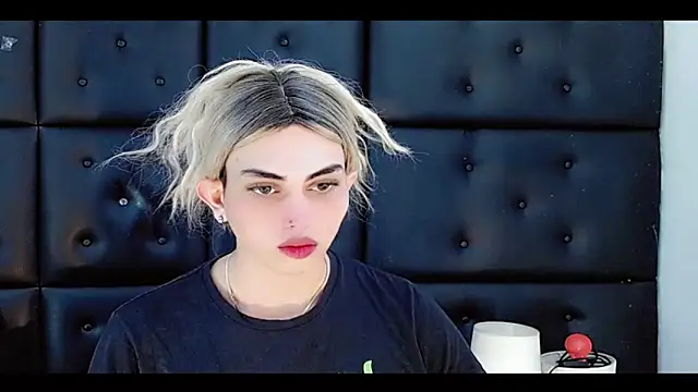 Daniela Pink  online show from February 24, 8:42 pm