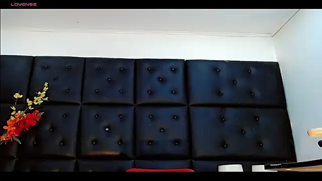 Daniela Pink  online show from April 5, 8:48 pm