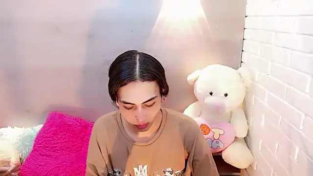 Daniela Pink  online show from October 9, 7:36 pm