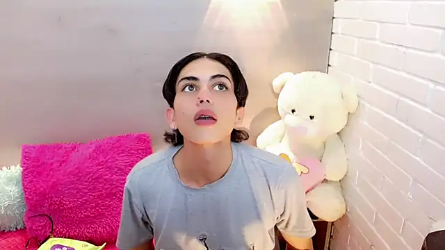 Daniela Pink  online show from September 15, 7:47 pm