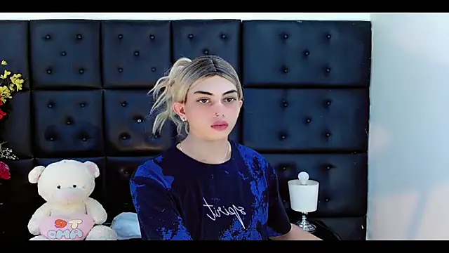 Daniela Pink  online show from February 14, 7:47 pm