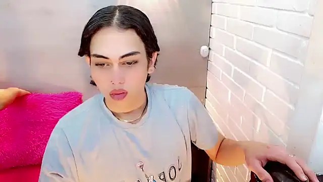 Daniela Pink  online show from November 4, 8:23 pm