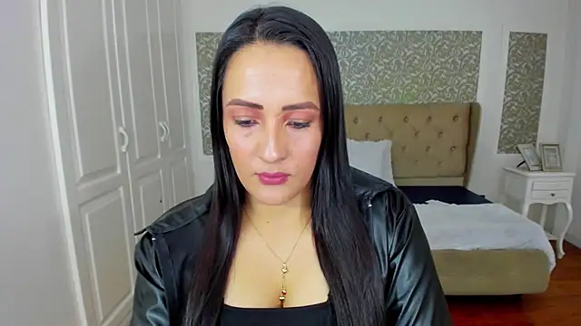 Snapshot of KimWessel_ chatting on June 24, 4:27 pm KimWessel online show from June 24, 4:27 pm