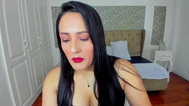 Snapshot of KimWessel_ chatting on July 11, 7:47 pm KimWessel online show from July 11, 7:47 pm