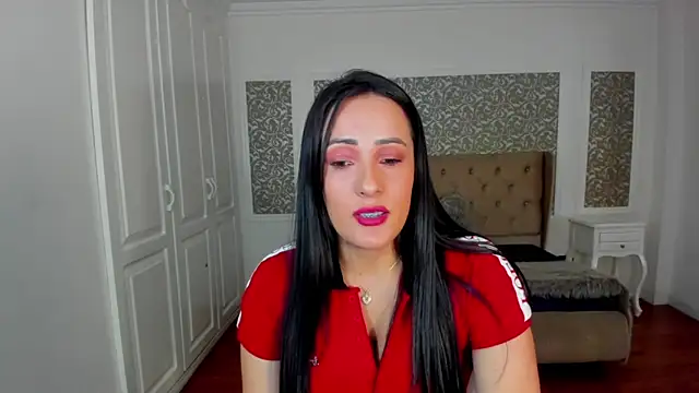 KimWessel  online show from September 28, 7:32 pm