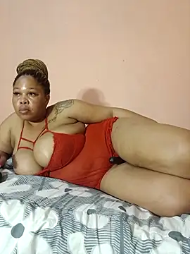 Snapshot of Fantasy1976 chatting on September 17, 12:56 am Fantasy1976 online show from September 17, 12:56 am