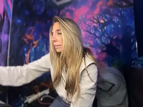 SarahStarr2020 online show from December 23, 3:22 pm