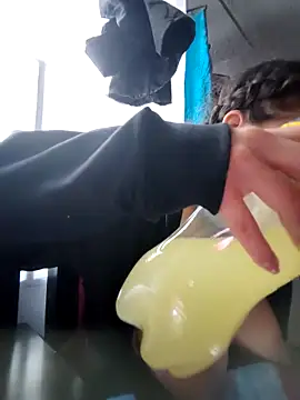 Snapshot of Sasha_smith23 chatting on November 8, 11:25 am Sasha smith23 online show from November 8, 11:25 am