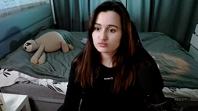 KiraYammy online show from March 21, 6:51 pm