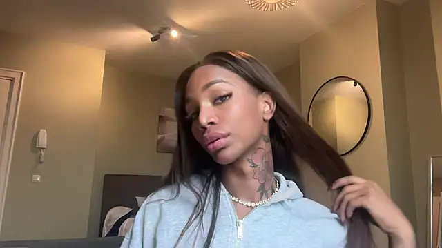  lizsamantha online show from February 6, 11:28 am