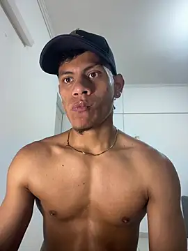 bbchocolate27 online show from May 12, 9:54 pm