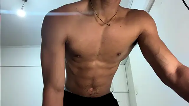 bbchocolate27 online show from May 29, 9:21 pm
