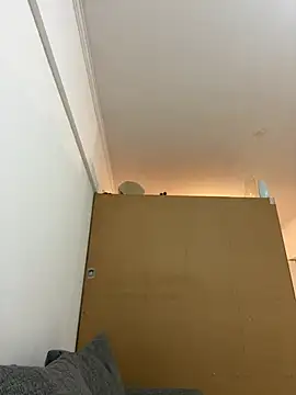 bbchocolate27 online show from April 17, 1:08 am