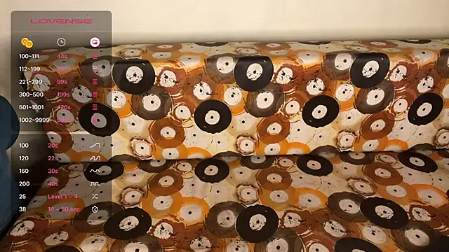 shuhana  online show from October 21, 1:16 am