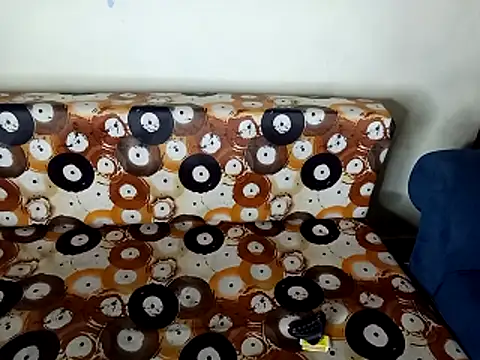 shuhana  online show from November 2, 12:59 am