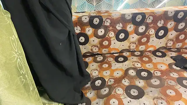 shuhana  online show from January 11, 5:14 am