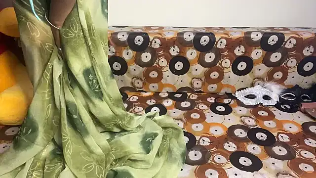 shuhana  online show from May 8, 4:49 am