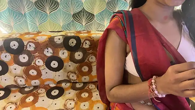 shuhana  online show from November 18, 4:49 am