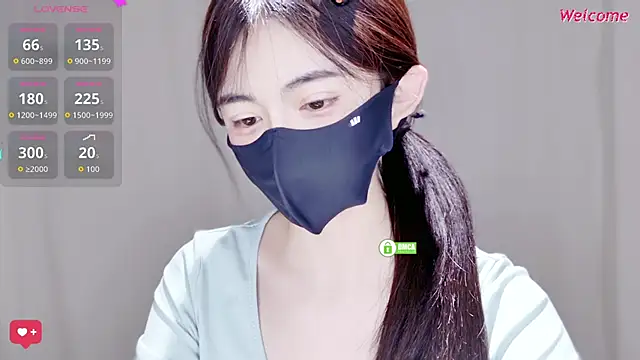 Snapshot of Duduludululu chatting on March 2, 12:56 pm Duduludululu online show from March 2, 12:56 pm