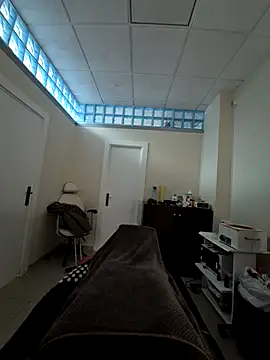 aubade246 online show from December 5, 10:58 am