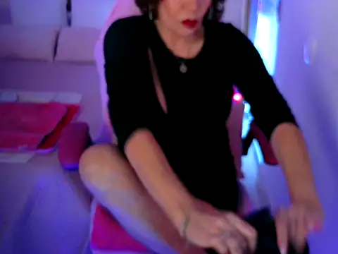 aubade246 online show from November 28, 1:33 pm