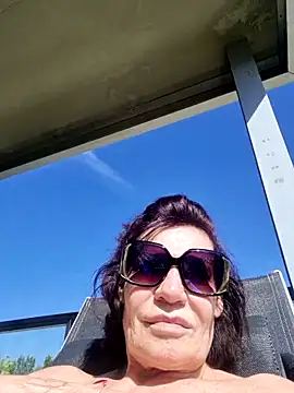 aubade246 online show from February 24, 11:11 am