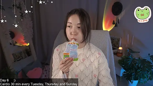 Sarah Son online show from September 25, 5:35 am