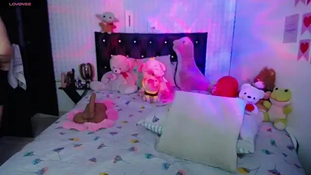 redgirlofficial online show from March 2, 11:28 pm
