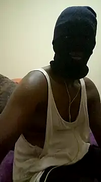 Gifttheskimaskboy online show from February 26, 8:15 pm