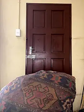 Gifttheskimaskboy online show from January 14, 9:02 am