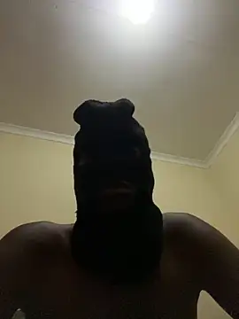 Gifttheskimaskboy online show from February 10, 9:25 pm