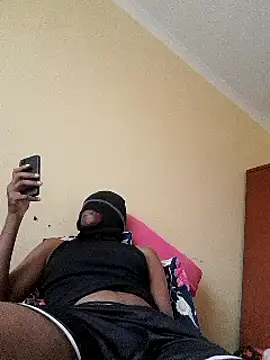 Gifttheskimaskboy online show from December 25, 7:03 am