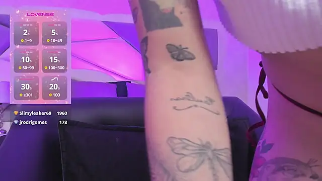 AnnyThompson  online show from March 6, 12:43 am
